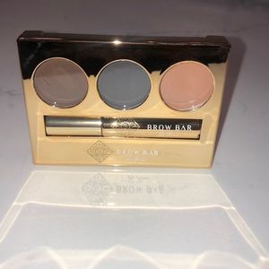 Brow Bar: True Bar Brow Makeover Kit